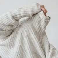 Pullover überm Kopf