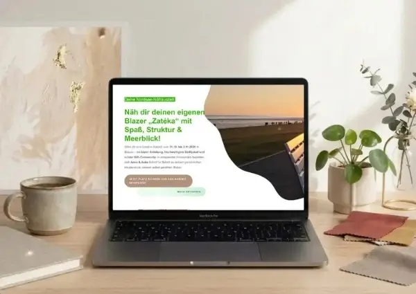 Laptop auf einem Tisch